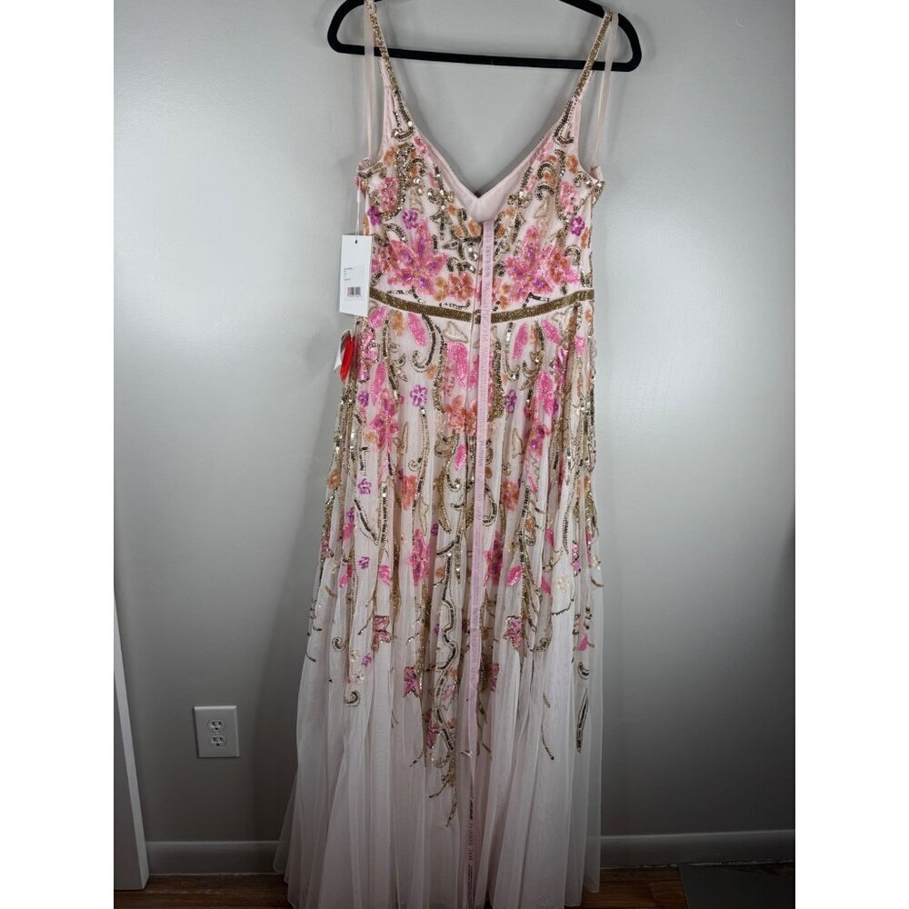 Mac Duggal 5671 V Neck Floral Embellished Evening Gown Maxi US 16 NWT Oyster - Picture 7 of 8